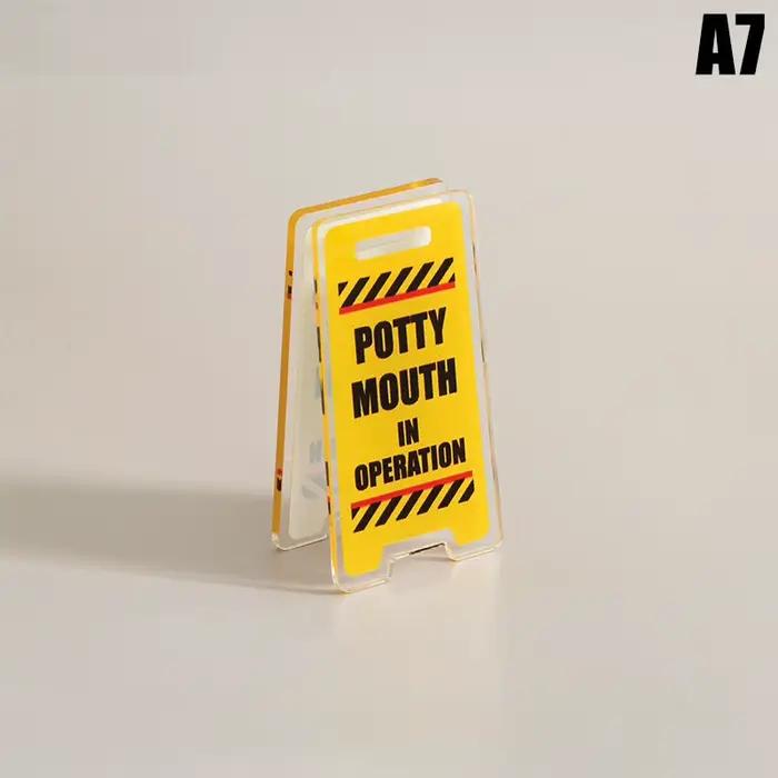 Panneau de bureau en acrylique "Leave Me Alone, I'm Busy" – Décor de bureau humoristique, cadeau uni