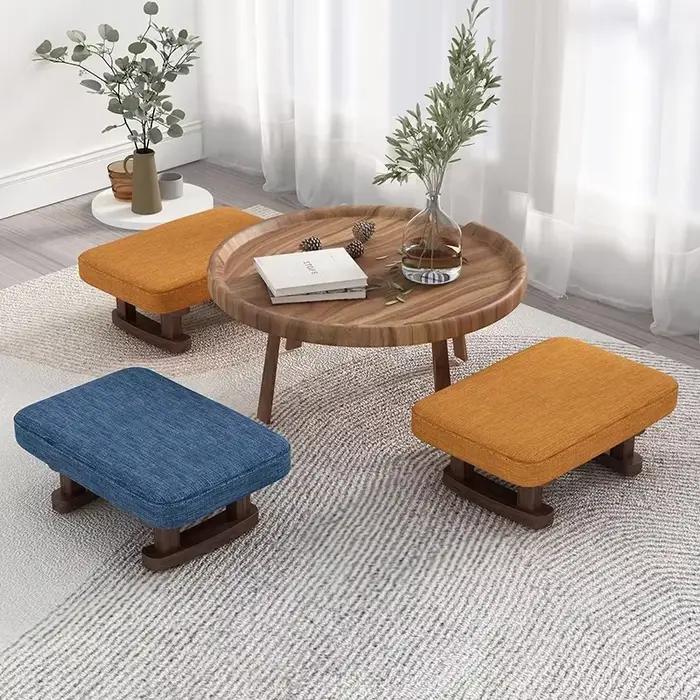Petit tabouret en bois coloré avec repose-pieds antidérapant, siège carré, salon, couloir, canapé, p