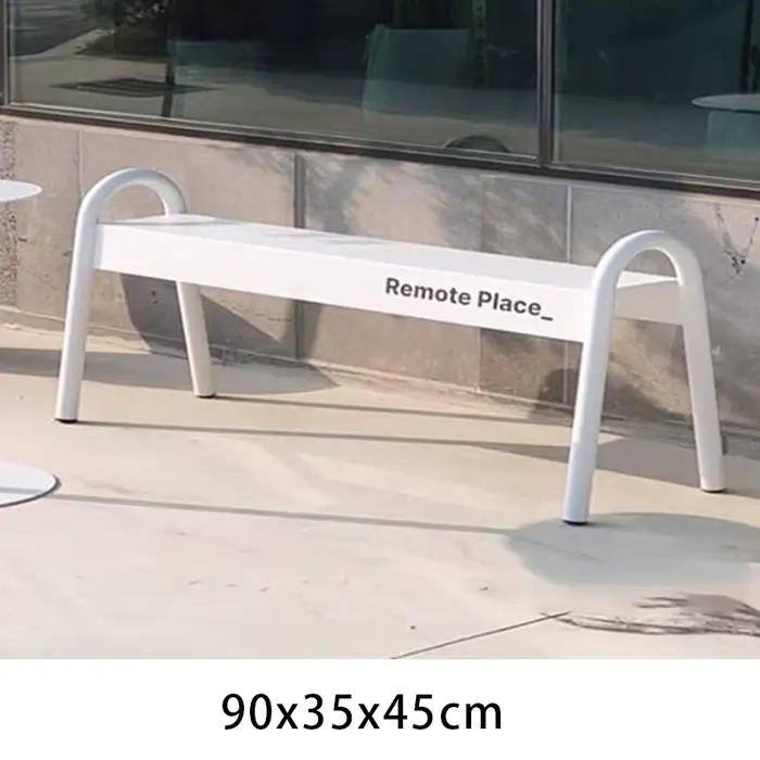 Repose-pieds en métal esthétique moderne, tabouret de conception basse, chaise de sol, mobilier d'ex