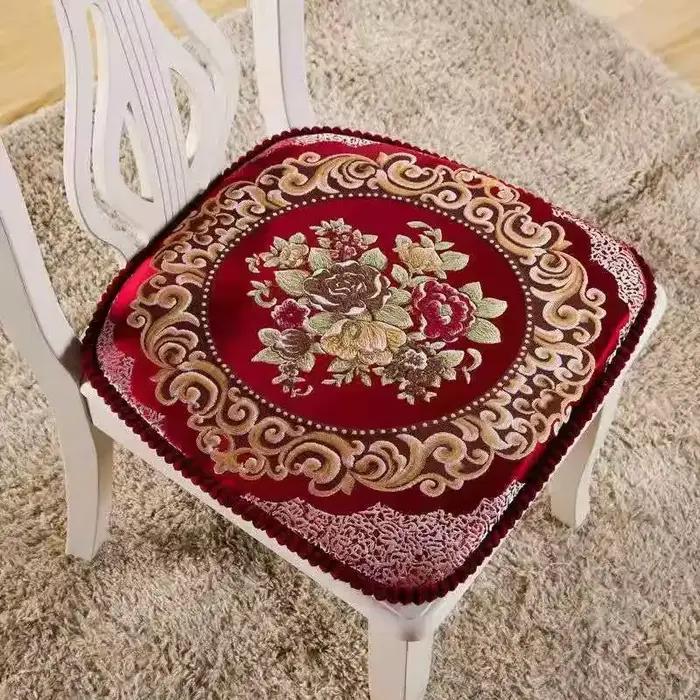 Beau coussin de siège antidérapant avec mousse à mémoire de forme pour chaise de salle à manger, cou