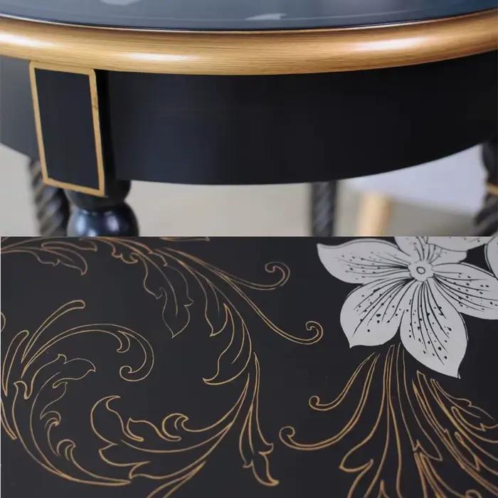 Meubles de petite taille, salon, canapé de chambre à coucher, bord d'angle arrondi, quelques tables 