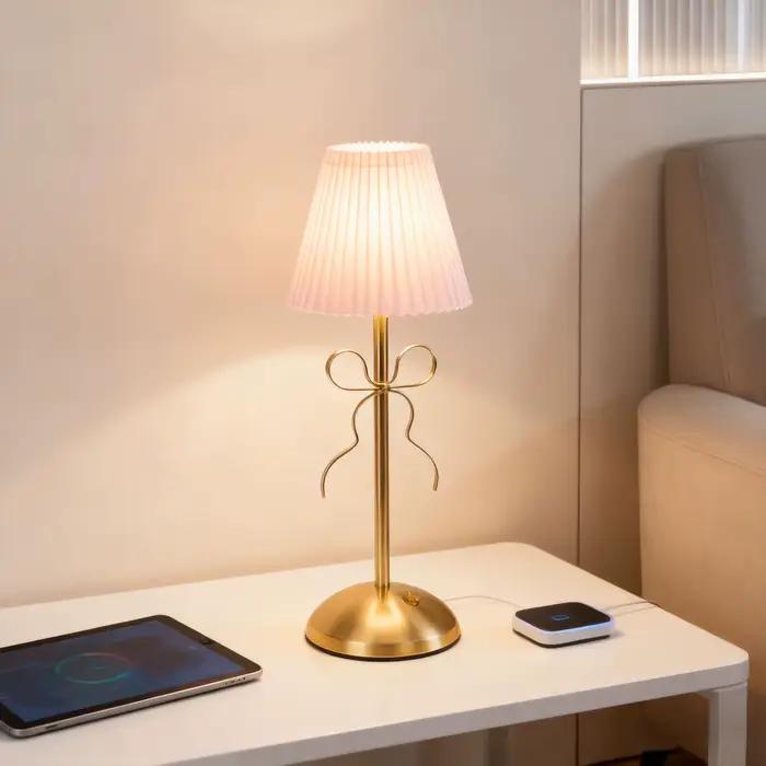Lampe de table Bow, mignonne et décorative