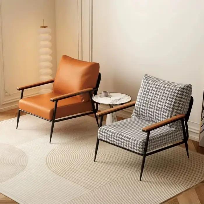 Chaise de luxe en cuir microfibre