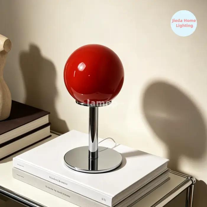 Lampe de table en verre étoile orange brillante
