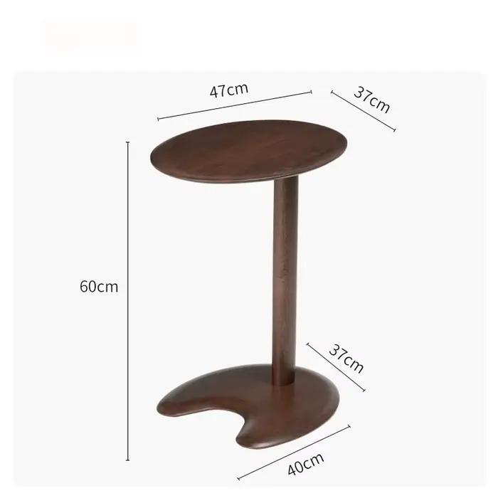 Petite table d'appoint en bois massif