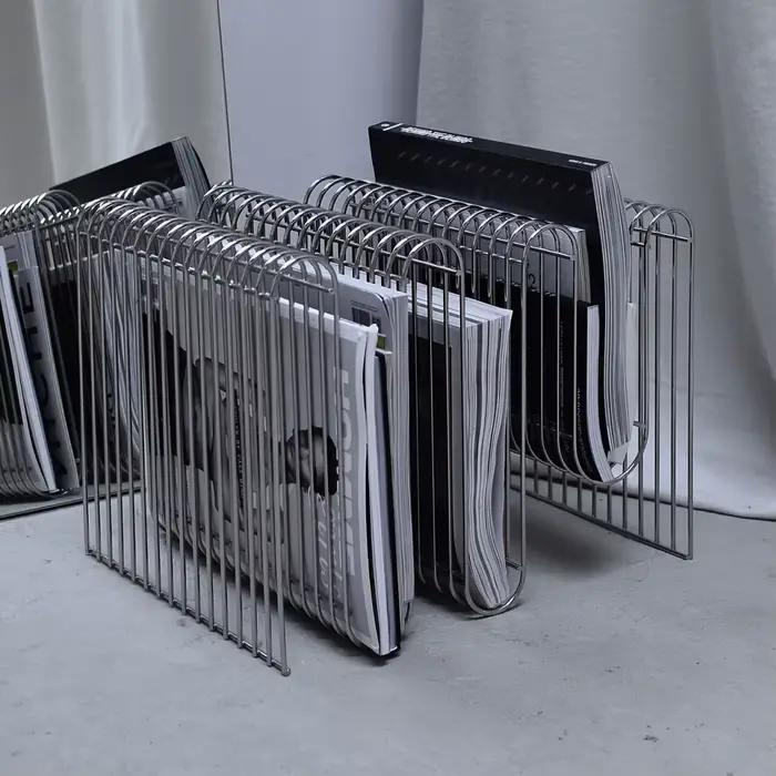 Table et bibliothèque multifonctions modernes avec cadre robuste enduit de poudre
