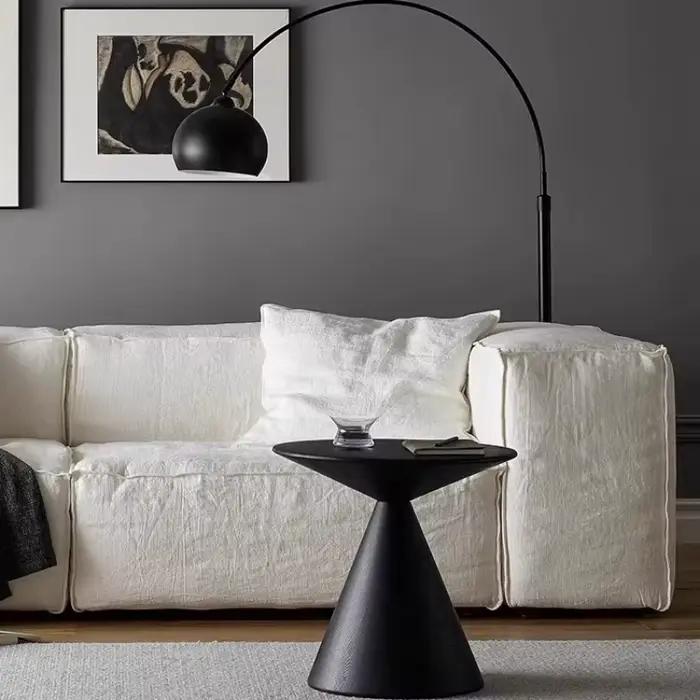Table d'appoint d'angle noire ronde