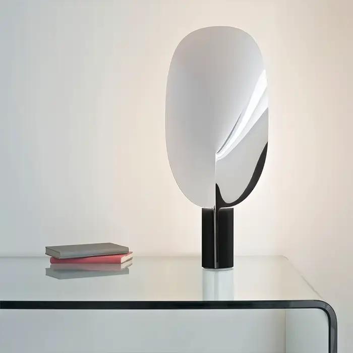Greenlighting-Lampe de bureau en métal minimaliste