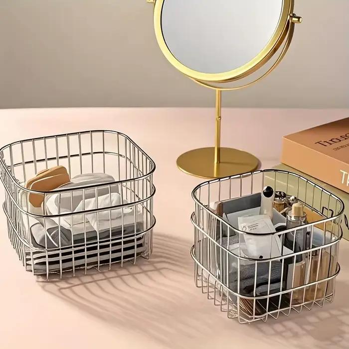 Panier de rangement carré en métal pour la maison