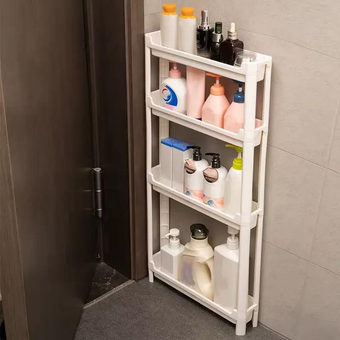 Armoire de rangement derrière la porte