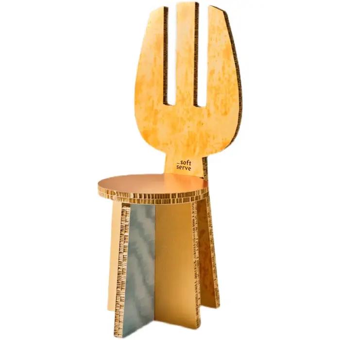 Chaise de designer haut de gamme créative en forme de couteau et de fourchette