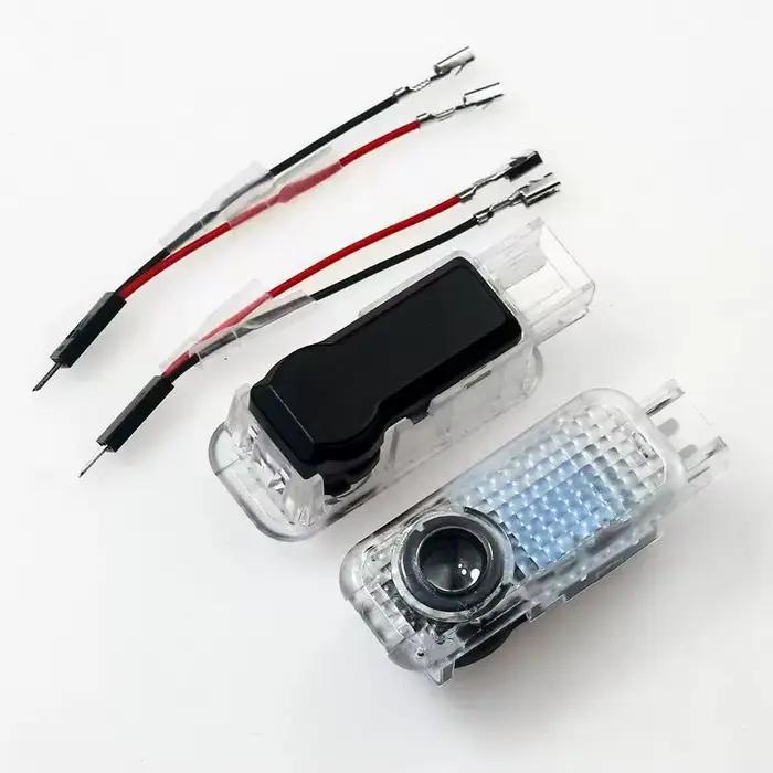 2 pièces Accessoires de lumière de bienvenue pour logo de porte de voiture pour Audi QUTTRO Sline A1 A3 A4 A5 A6 A7 Q3 Q5 Q7 TT B5 B6 B7 8P 8V 8P 8L S3 S4