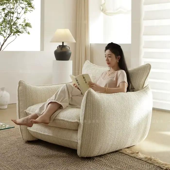 Fauteuils de salon moelleux au design ergonomique