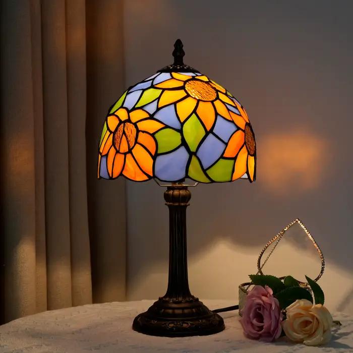 Petite lampe de table style Tiffany