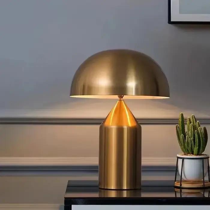 Lampe de table en forme de champignon de design italien, lampe de bureau LED