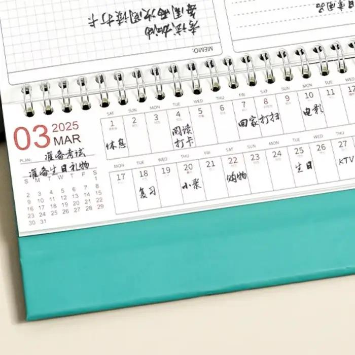 Lot de 2 Calendriers de Bureau 2025 Rétro Colorés – Agenda Hebdomadaire Complet et Détail pour Table – Design