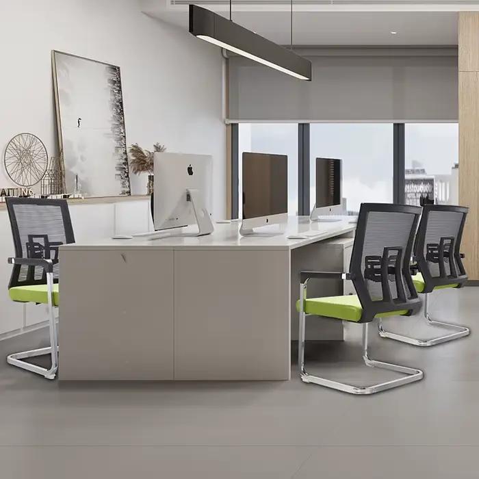 Chaise de bureau humaine arquée