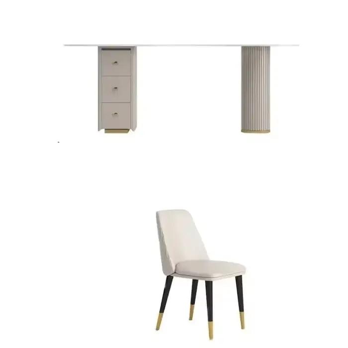 Une bureau d'ordinateur