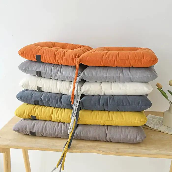 Coussins de siège de chaise une pièce épais