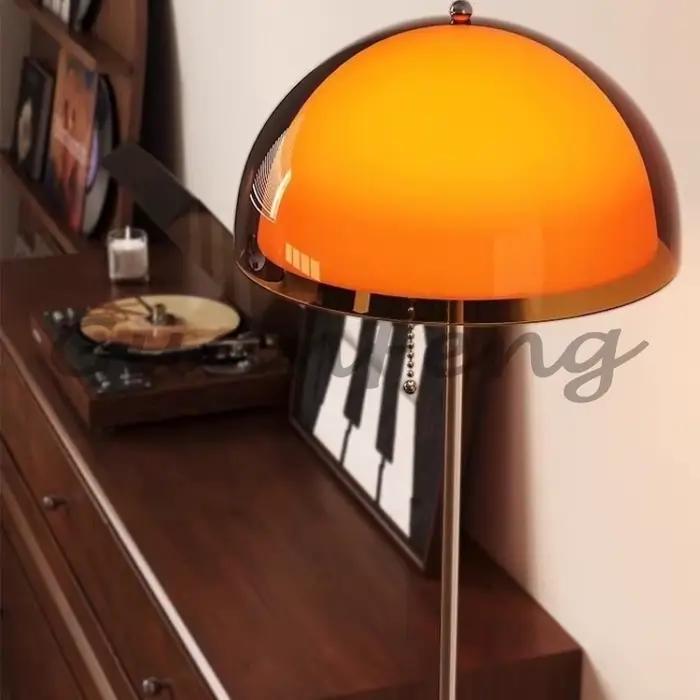 Lampe sur pied de style vintage