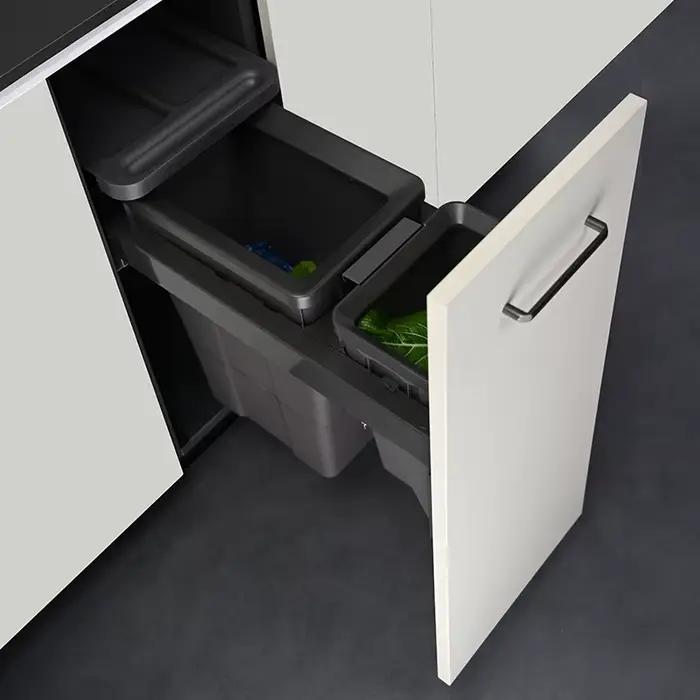 Armoire à double compartiment dissimulée
