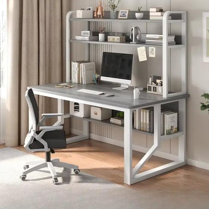 Bureau d'ordinateur stable avec étagère multi-niveaux intégrée