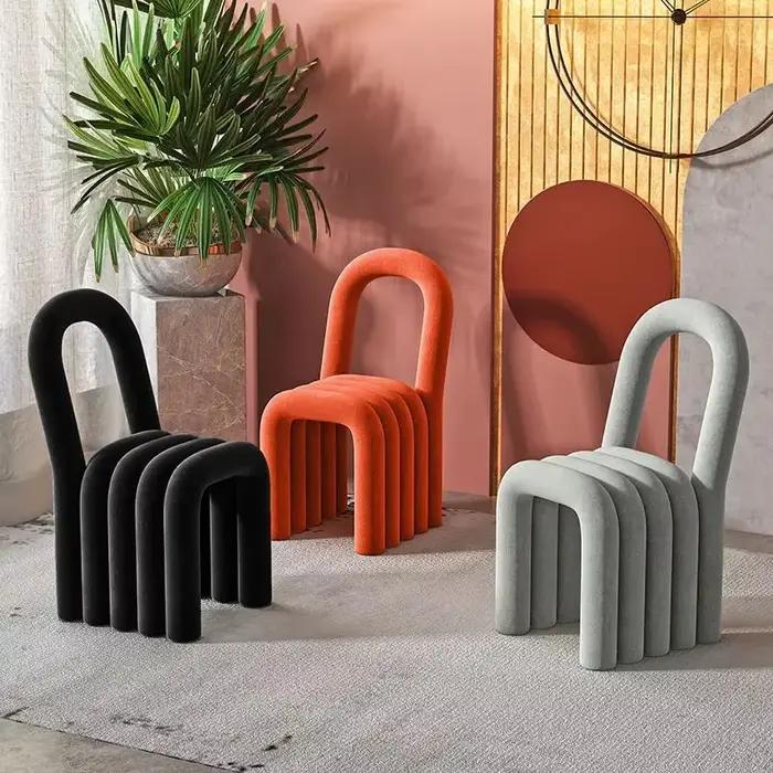 Chaise de bureau nordique créative de forme étrange, pour chambre à coucher, salon, chaise de salle à manger arc-en-ciel, tabouret peigne, chaise de salle à manger design de maquillage