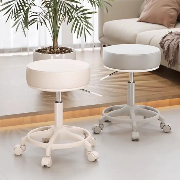 Tabourets roulants avec roulettes et repose-pieds