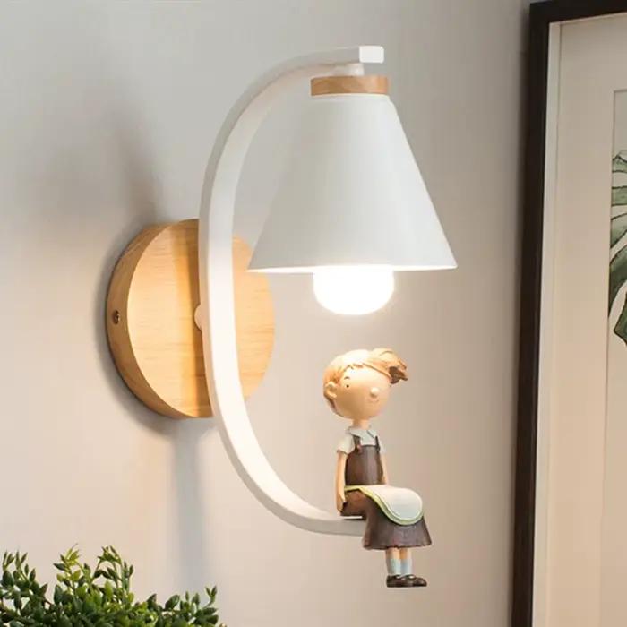 Applique murale moderne en bois