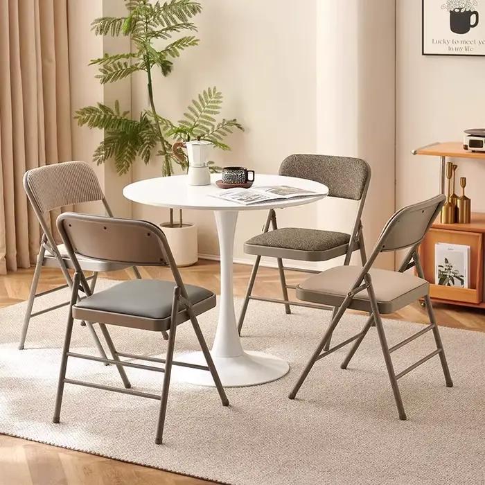 Chaise pliante en forme d'arc en cuir véritable confort antibactérienne pour salon moderne occasions spéciales