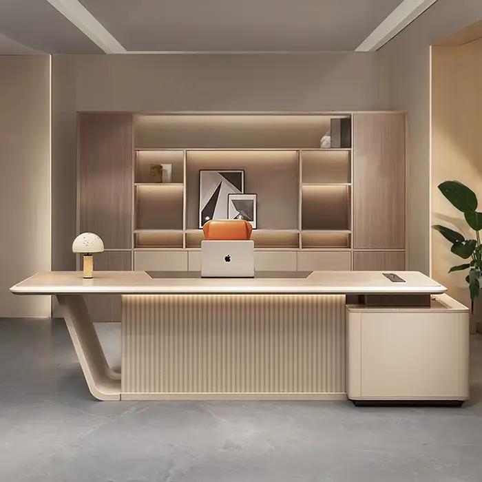 Bureau de luxe en forme de L