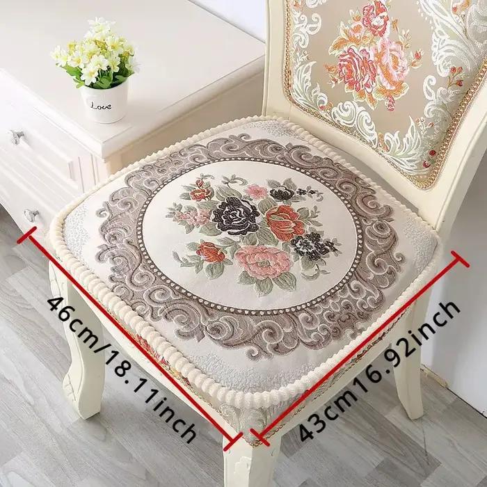 Beau coussin de siège antidérapant avec mousse à mémoire de forme pour chaise de salle à manger