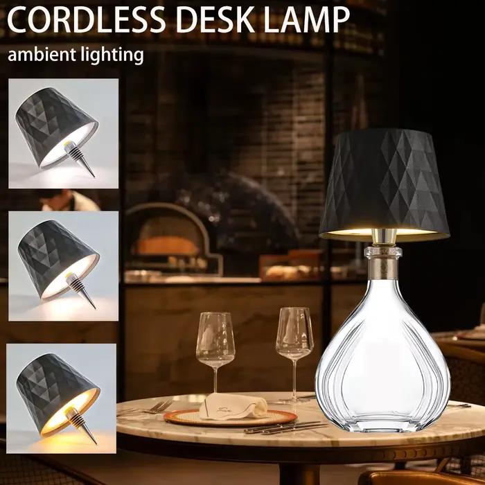 Lampe de table LED sans fil, design portable, commande tactile, gradation progressive trois couleurs, chargement USB, idéale pour l'éclairage d'ambiance, lampes de table de restaurant, lampes de lectu