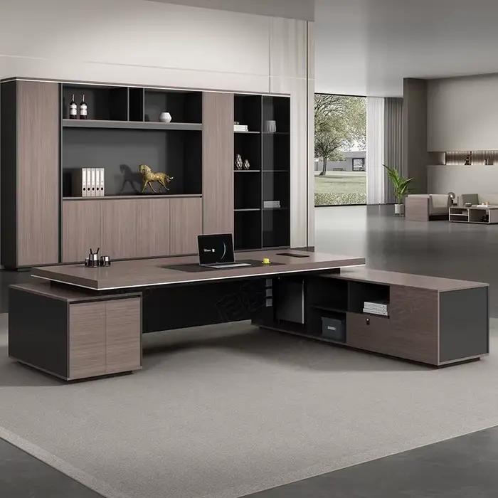 Bureau de patron léger de luxe