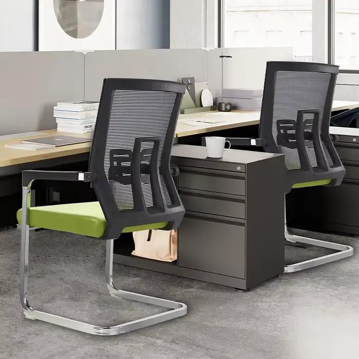 Chaise de bureau humaine arquée