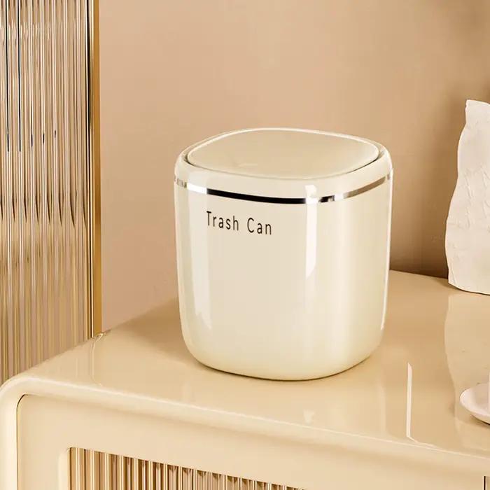Mini poubelle de bureau tubulaire avec couvercle