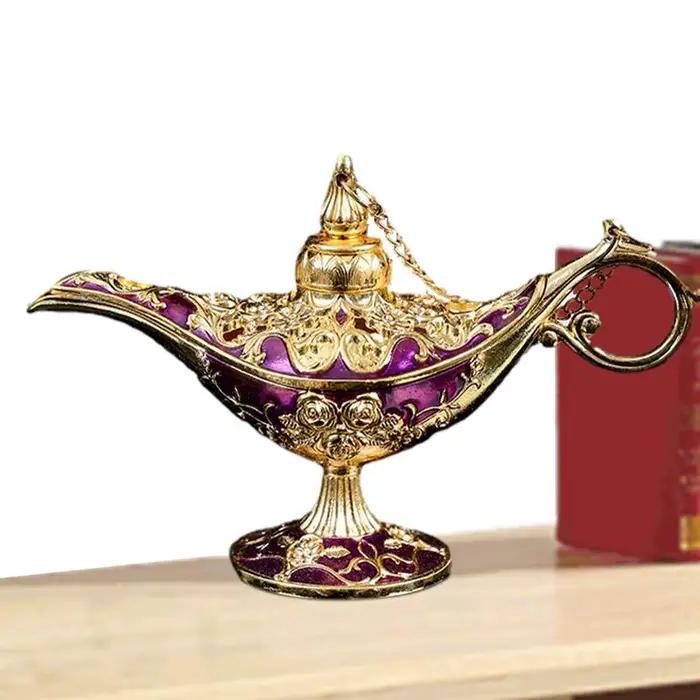 Lampe Aladdin en métal incurvé