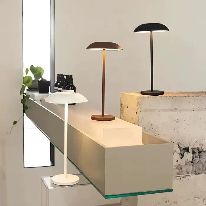 Lampe de table LED aste sans fil pour restaurant