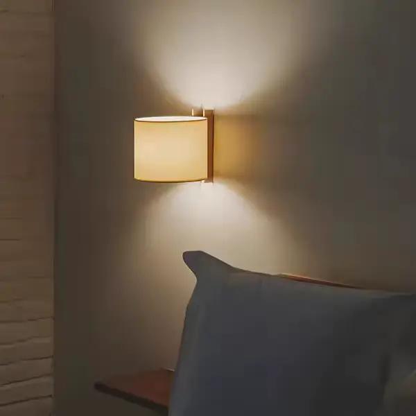 Lampe autoportante en tissu