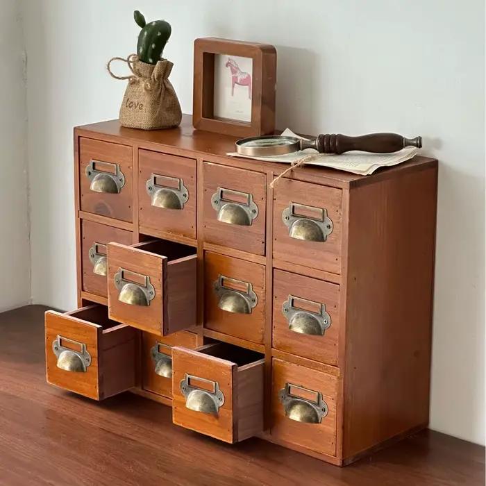Bureau d'entrée en bois