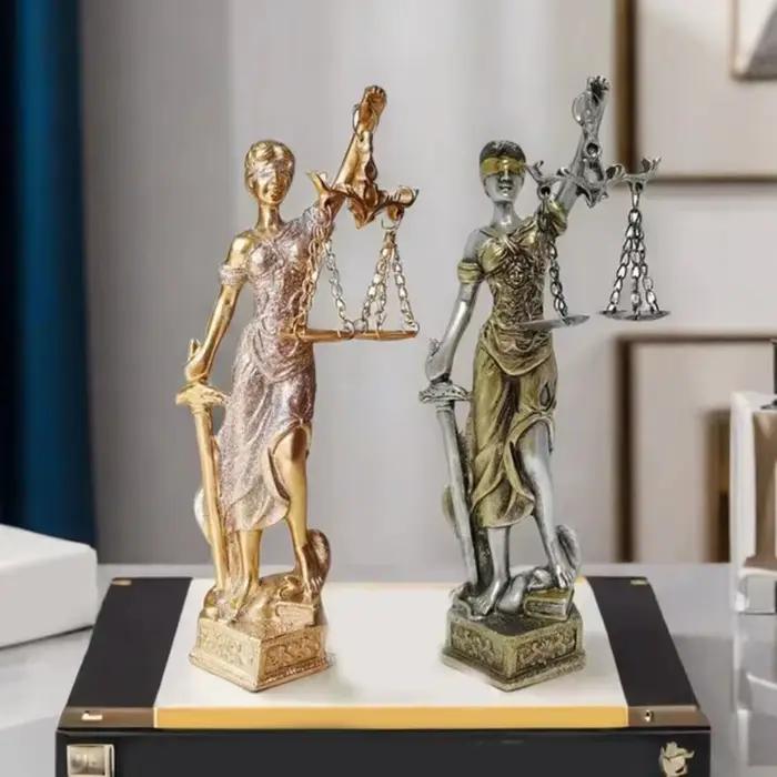 Statue de la déesse de la justice de style européen, déesse grecque, en résine vintage, ornements de bureau, objet décoratif exquis pour le bureau