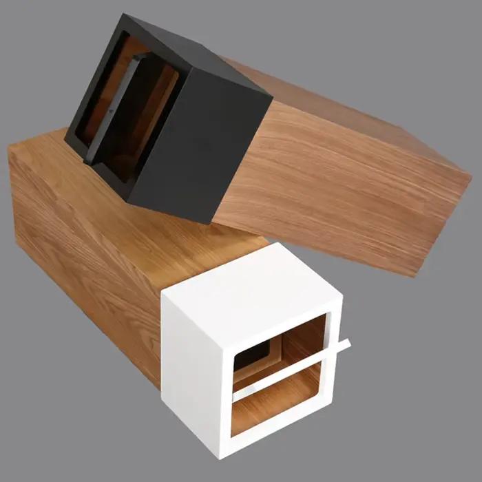 Poubelle en bois de style minimaliste