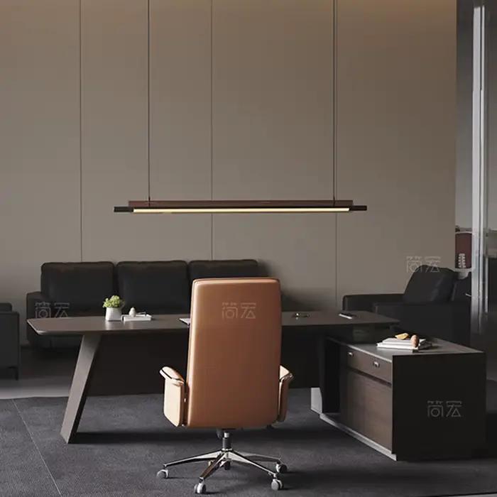 Bureau de direction moderne et luxueux en bois pour bureau professionnel et accessoires de maison élégants