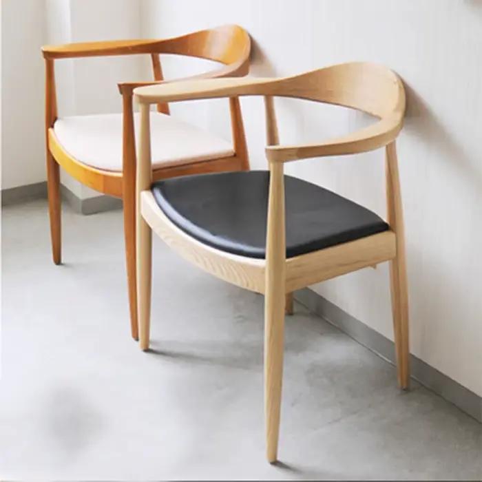 Chaise de salle à manger en bois massif nordique