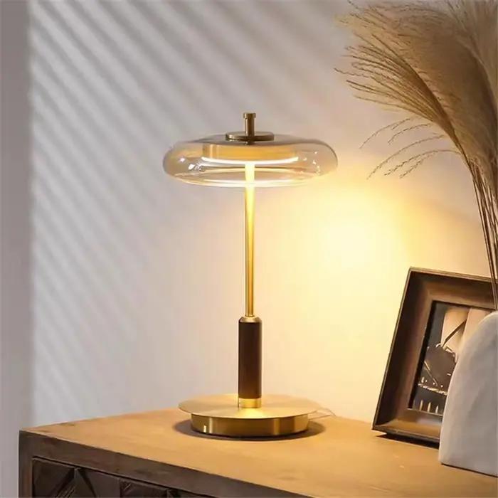 Lampe sur pied vintage en verre doré pour chambre à coucher