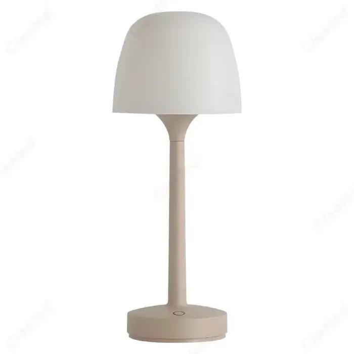 Lampe de bureau LED à pieds hauts